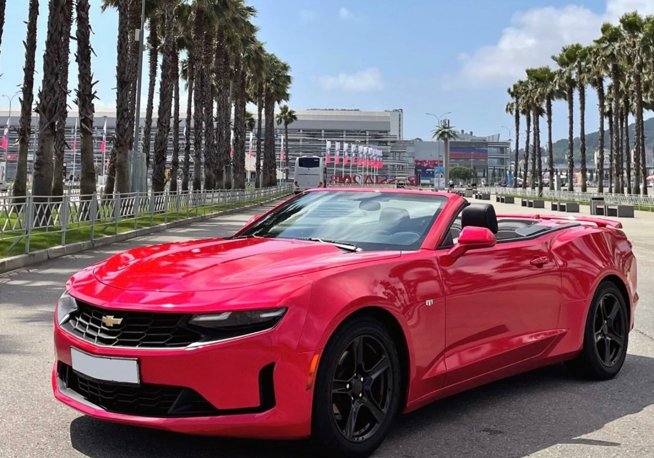 Прокат кабриолета в Геленджике — Chevrolet Camaro 2020, фото 4